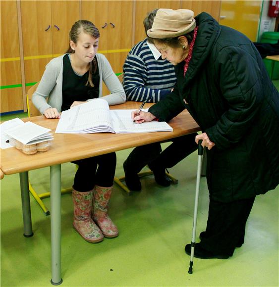 Slovenci biraju predsjednika, otvoreno više od 3300 birališta                                                                                                                                                                                   