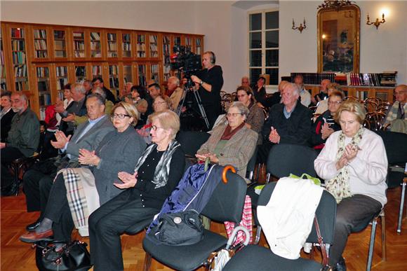 Knjiga M. Foretića  „Historiografija i literatura o Dubrovniku-Dubrovačkoj Republici od 1975. do 1985.“                                                                                                                                         