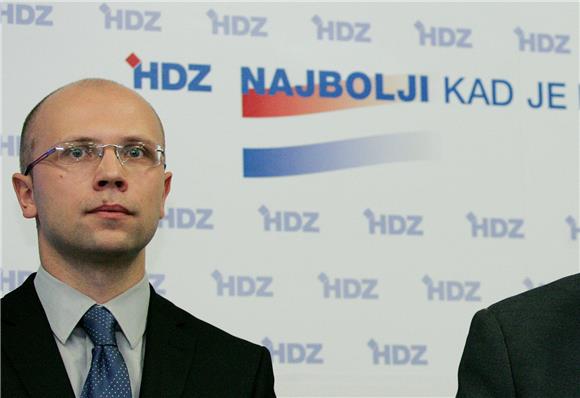 HDZ: vladajući osiromašuju građane poreznom agresijom                                                                                                                                                                                           