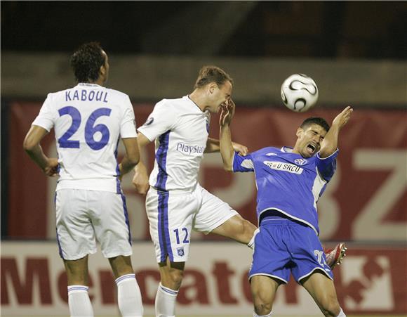 Kup UEFA: Dinamo - Auxerre 1-2 (0-1)                                                                                                                                                                                                            