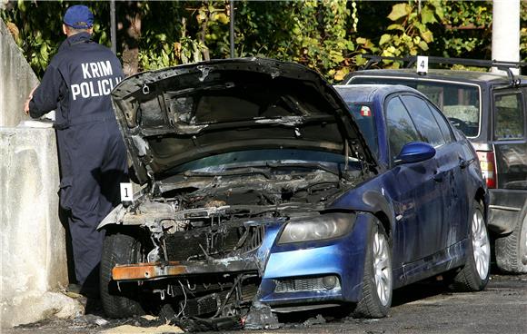 Policija ispituje požar na četiri automobila u Zagrebu                                                                                                                                                                                          