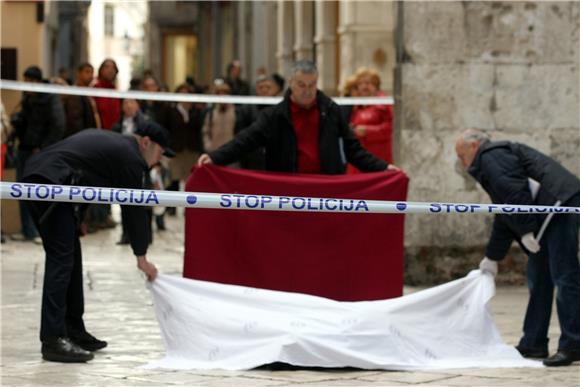 Split- samoubojstvo malodobnice                                                                                                                                                                                                                 