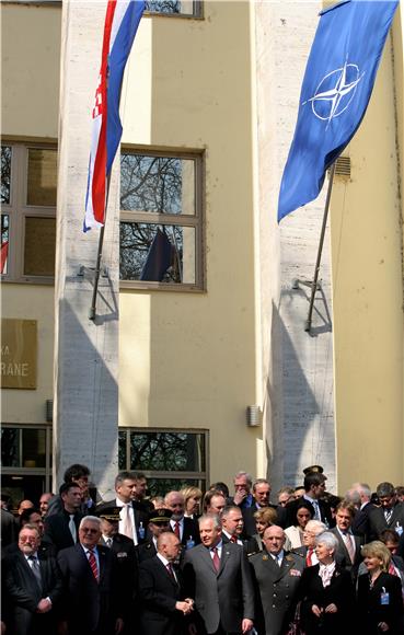 Svečanost podizanja zastave NATO-a                                                                                                                                                                                                              