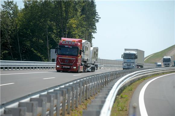 Slovenija: Otvorena zadnja dionica autoceste između Ljubljane i Novog Mesta                                                                                                                                                                     