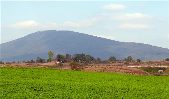 Srušila se dva MIG-a kod Slunja; piloti se katapultirali                                                                                                                                                                                        