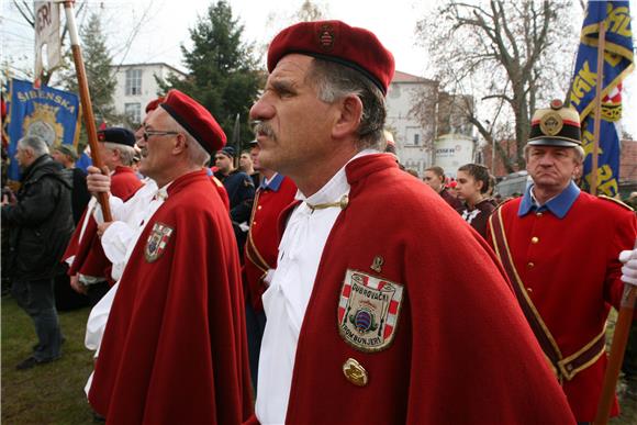 Kolona sjećanja ulicama Vukovara                                                                                                                                                                                                                