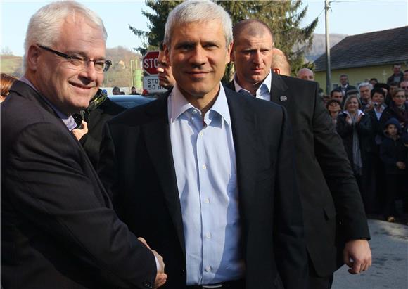 Josipović i Tadić posjetili Krnjak                                                                                                                                                                                                              