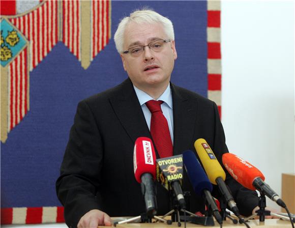 Predsjednik Republike Hrvatske Ivo Josipović primio je grupe građana na kavu                                                                                                                                                                    