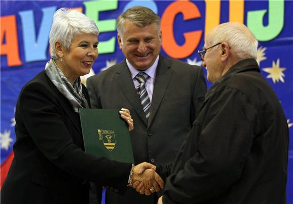 Premijerka Kosor na svečanoj sjednici Gradskog vijeća u povodu Dana grada Pleternice                                                                                                                                                            