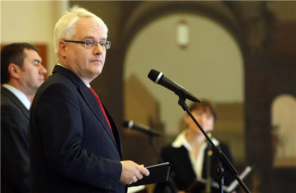 Predsjednik Josipović odlikovao Sandra Veronesia                                                                                                                                                                                                