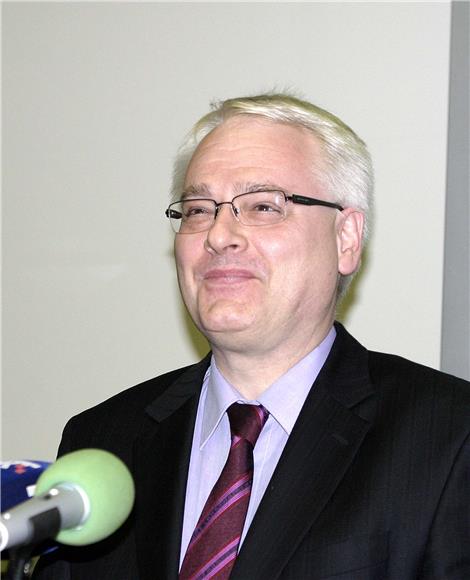 Josipović nazočio svečanoj sjednici Medicinskog fakulteta Sveučilišta u Rijeci                                                                                                                                                                  