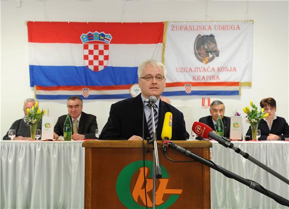 Josipović posjetio Krapinsko-zagorsku županiju                                                                                                                                                                                                  