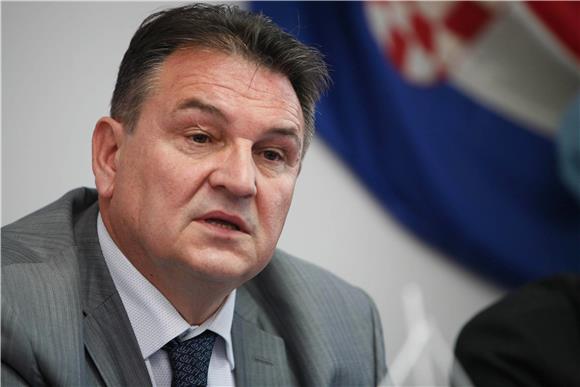 Čačić: nije točno da se provode istrage                                                                                                                                                                                                         