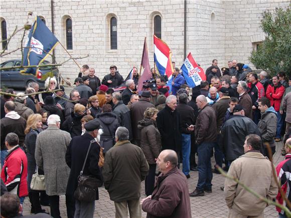 Prosvjed 'šutnjom' hrvatskih branitelja iz Istre                                                                                                                                                                                                