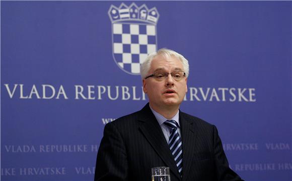 Kosor i Josipović zadovoljni susretom s članovima Predsjedništva BiH                                                                                                                                                                            