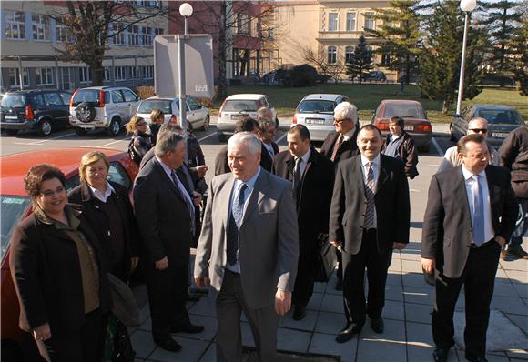 Karlovac: obnova Hrvatskog doma                                                                                                                                                                                                                 