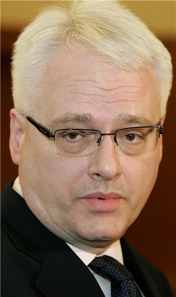 Josipović primio Franu Lučića, preživjelog vatrogasca s Kornata                                                                                                                                                                                 