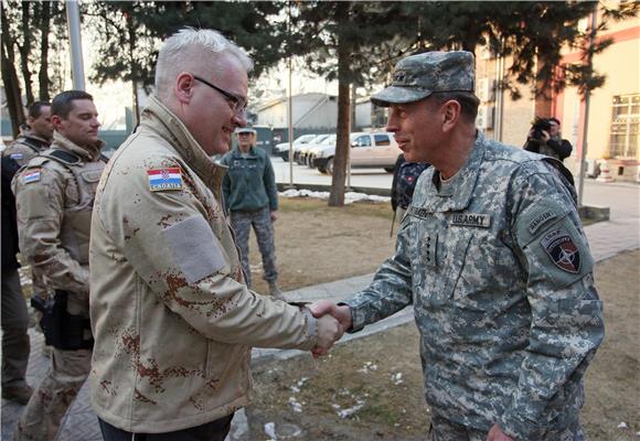 Josipović u službenom posjetu Afganistanu                                                                                                                                                                                                       