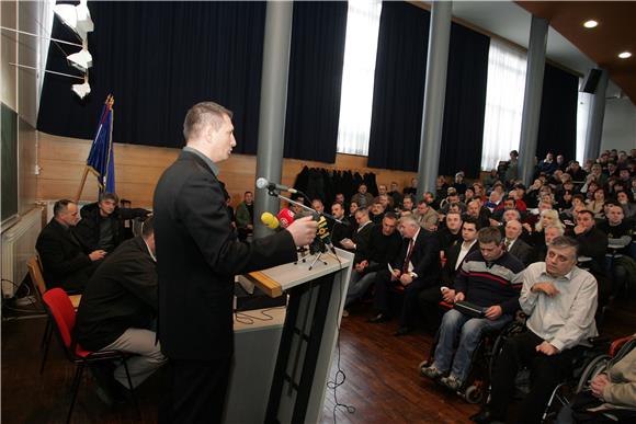 Počeo skup braniteljskih udruga koje ne podupiru prosvjed                                                                                                                                                                                       