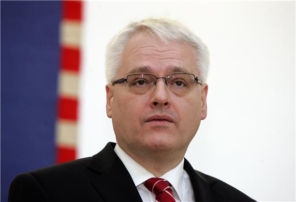 Josipović: nasilnici divljaštvom uvrijedili Zagreb                                                                                                                                                                                              