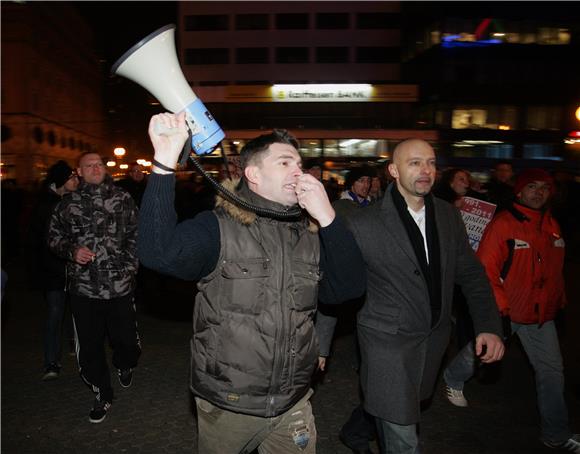 Prosvjednici krenuli prema Gornjem gradu                                                                                                                                                                                                        