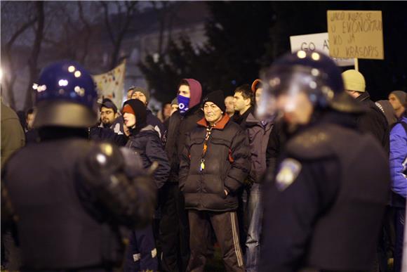 Prosvjednici došli do Trga žrtava fašizma                                                                                                                                                                                                       