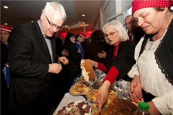 Predsjednik Josipović otvorio sajam ''Ban Fest''                                                                                                                                                                                                