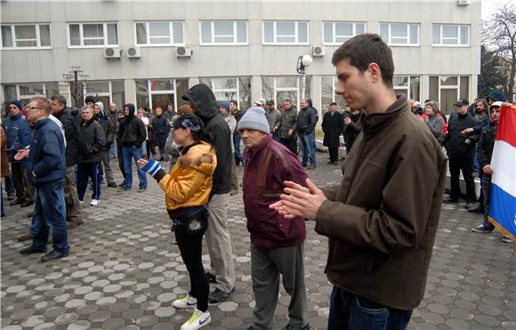 Protuvladini prosvjedi u više gradova Hrvatske                                                                                                                                                                                                  