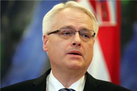 Josipović: većina stranaka za jasno definiranje datuma izbora                                                                                                                                                                                   