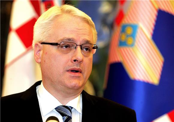 Josipović: većina stranaka za jasno definiranje datuma izbora                                                                                                                                                                                   