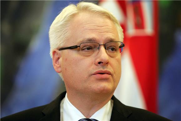 Josipović: većina stranaka za jasno definiranje datuma izbora                                                                                                                                                                                   