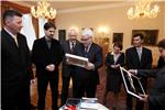 Josipović primio izaslanstvo Zbora fotoreportera Hrvatske                                                                                                                                                                                       