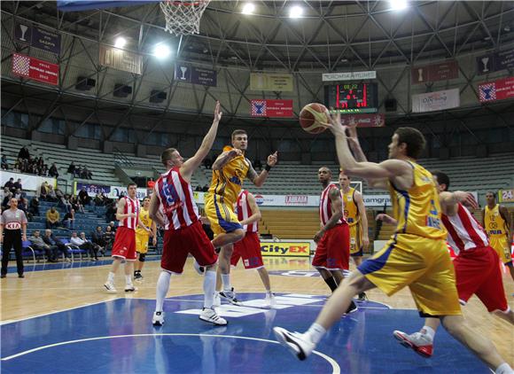 Zagreb - Zvezda 107:85                                                                                                                                                                                                                          