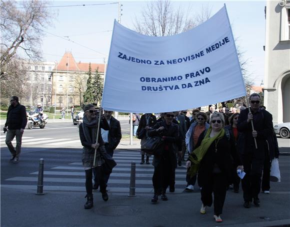 Krenula povorka solidarnosti sa štrajkašima iz 'Večernjaka'                                                                                                                                                                                     