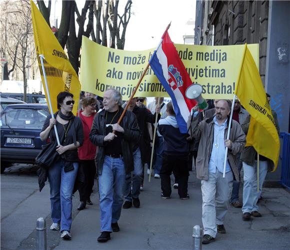 Krenula povorka solidarnosti sa štrajkašima iz 'Večernjaka'                                                                                                                                                                                     