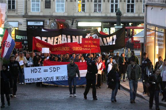 Prosvjednici opet traže odlazak vlade                                                                                                                                                                                                           