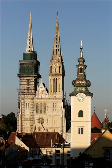 Počinju radovi na obnovi južnog zvonika zagrebačke Katedrale                                                                                                                                                                                    