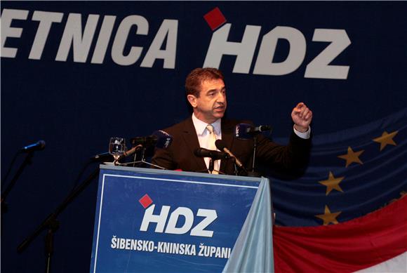 J. Kosor na 21. obljetnici HDZ-a u Šibeniku                                                                                                                                                                                                     