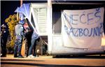 Protest ispred stadiona u Maksimiru                                                                                                                                                                                                             