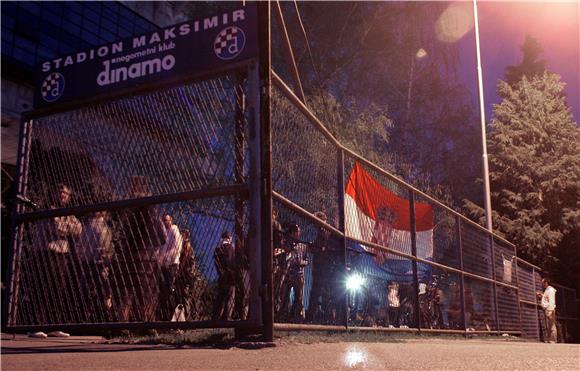 Protest ispred stadiona u Maksimiru                                                                                                                                                                                                             