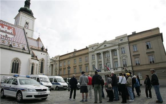 Policija na ulicama Zagreba uoči izricanja presude hrvatskim generalima u Haagu                                                                                                                                                                 