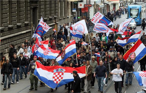 dnici se vratili na Trg bana Jelačića                                                                                                                                                                                                           