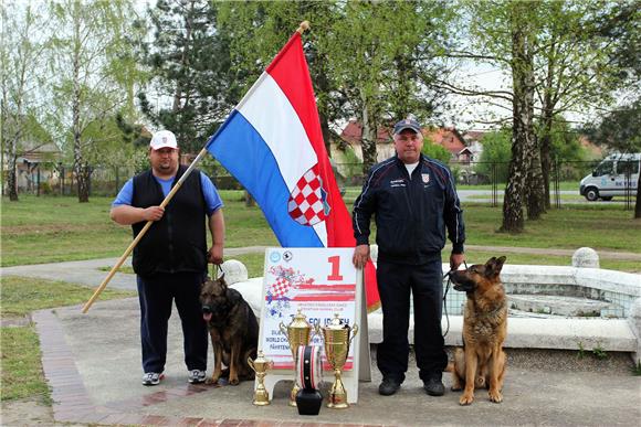 Hrvatski psi tragači najbolji na svijetu                                                                                                                                                                                                        