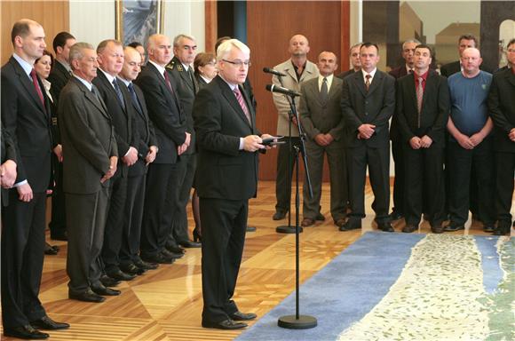 Predsjednik Republike Ivo Josipović primio je izaslanstvo branitelja akcije Bljesak                                                                                                                                                             