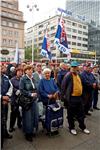 Oko 200 ljudi na prosvjedu 'Stari i mladi zajedno'                                                                                                                                                                                              