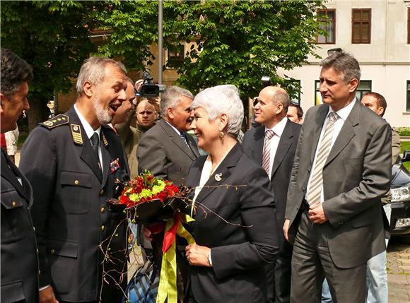 Premijerka Kosor na svečanoj sjednici Skupštine Hrvatske vatrogasne zajednice u Karlovcu                                                                                                                                                        