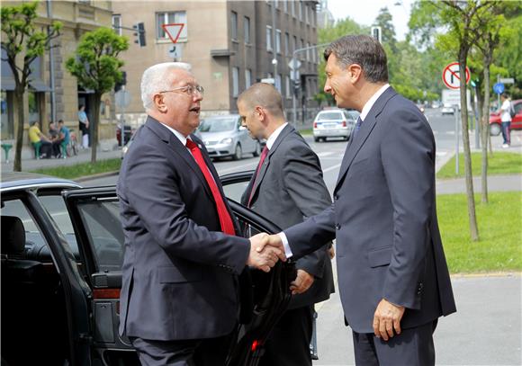 Predsjednik Hrvatskog sabora Luka Bebić s slovenskim premijerom Borutom Pahorom                                                                                                                                                                 