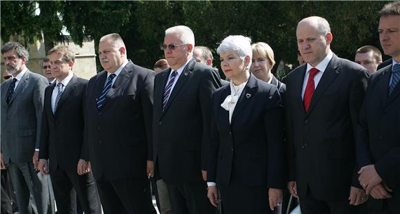 Premijerka Kosor položila vijenac na grob dr. Franje Tuđmana                                                                                                                                                                                    