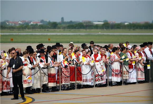 Papa Benedikt XVI. danas dolazi u Hrvatsku                                                                                                                                                                                                      