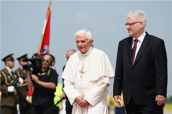 Papa Benedikt XVI. stupio na hrvatsko tlo                                                                                                                                                                                                       